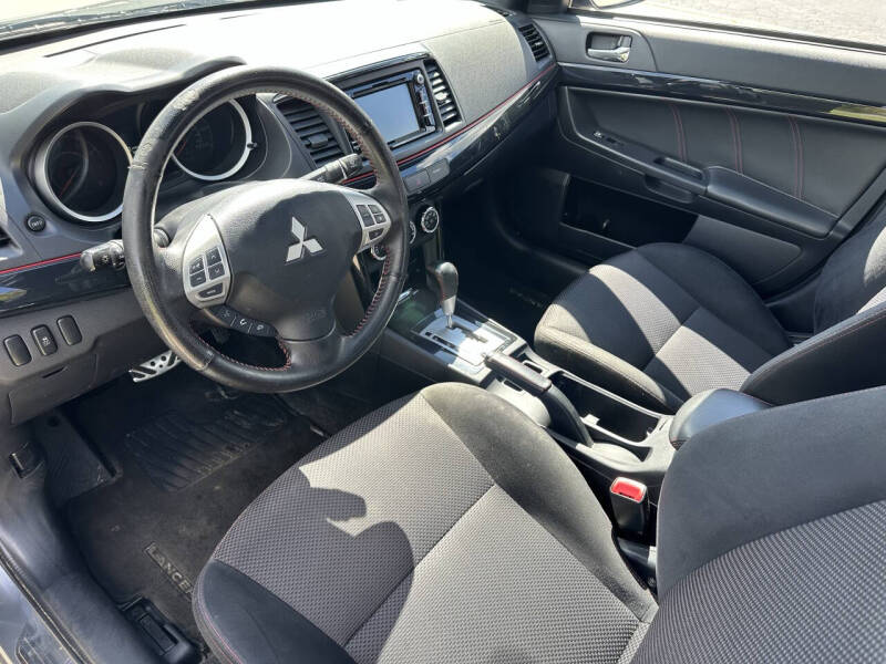 2017 Mitsubishi Lancer ES