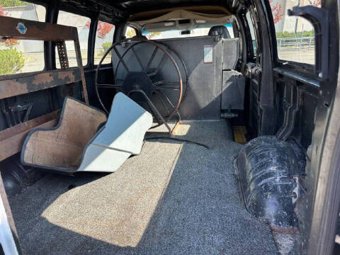 2002 Chevrolet Express 2500