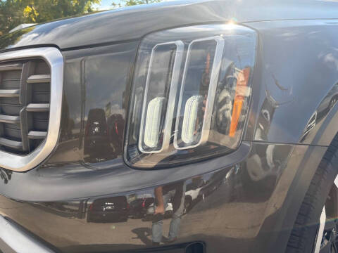 2023 Kia Telluride S