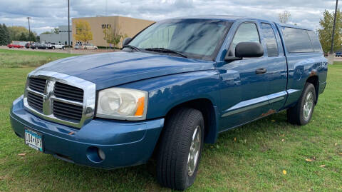 2005 Dodge Dakota for sale at MATTHEWS AUTO SALES in Elk River MN