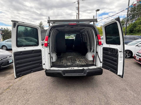 2010 Chevrolet Express 1500