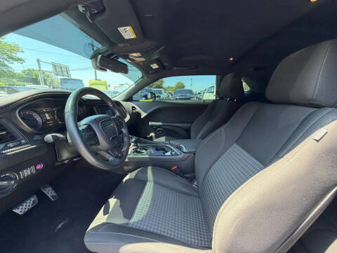 2019 Dodge Challenger SXT