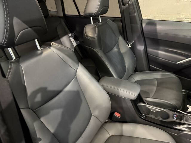 2022 Toyota Corolla Cross XLE