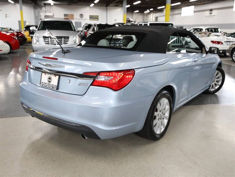 2012 Chrysler 200 Touring