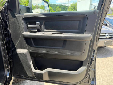 2017 RAM 1500 Express