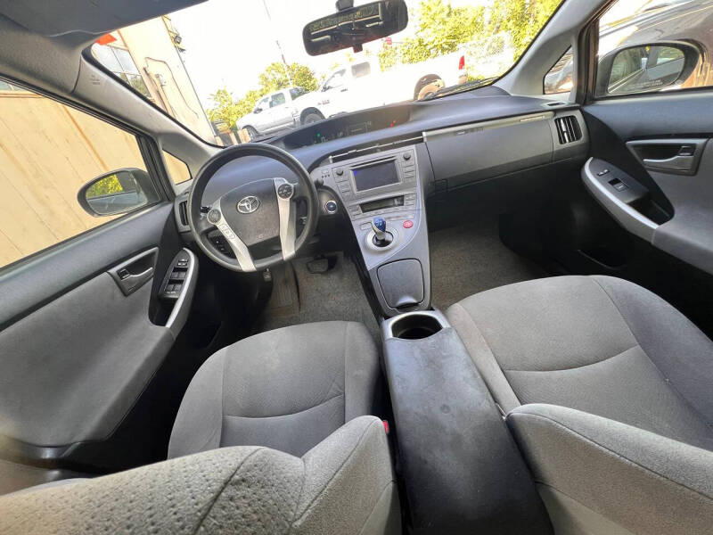 2015 Toyota Prius Plug-in Hybrid