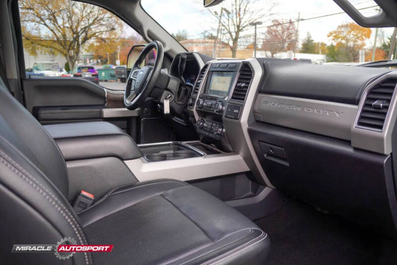 2019 Ford F-450 Super Duty Lariat