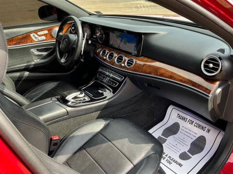 2017 Mercedes-Benz E-Class E 300 4MATIC