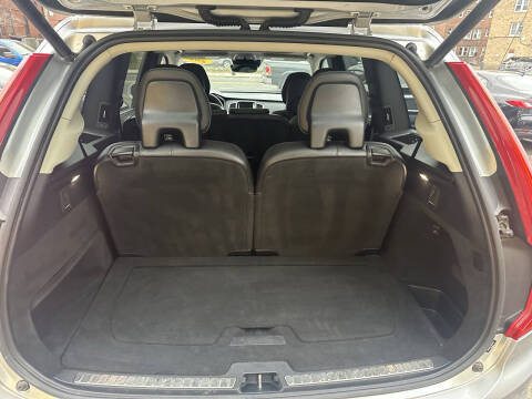 2017 Volvo XC90 T8 eAWD Inscription