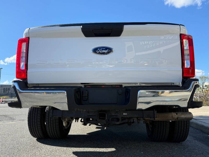 2025 Ford F-350 Super Duty XLT