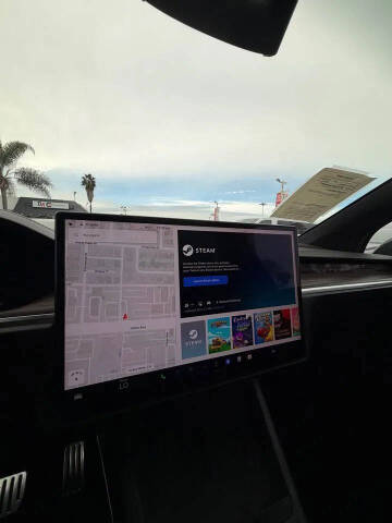 2023 Tesla Model X Standard Range