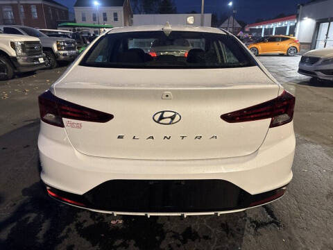 2020 Hyundai Elantra SEL