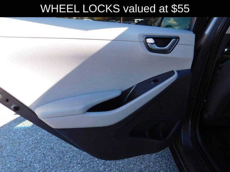 2020 Hyundai Ioniq Hybrid SE