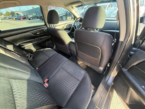 2017 Nissan Altima 2.5 SV