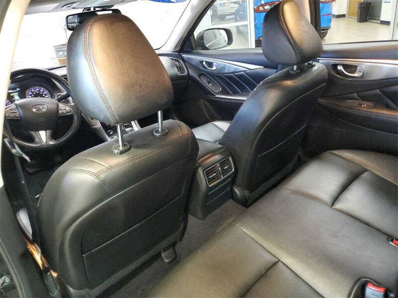 2017 Infiniti Q50 3.0T Signature Edition