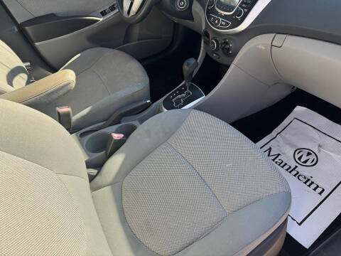 2013 Hyundai Accent GLS