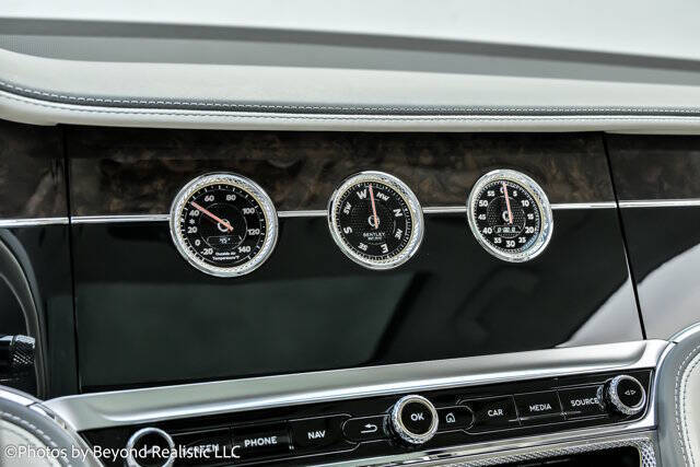 2021 Bentley Flying Spur V8