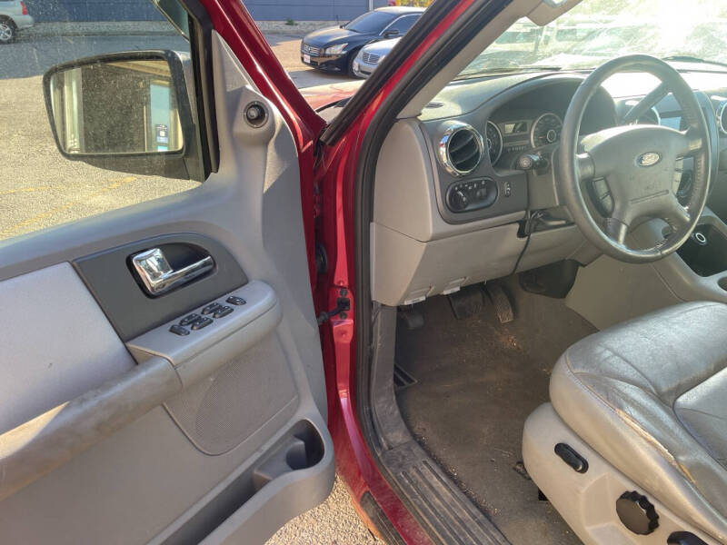 2005 Ford Expedition XLT