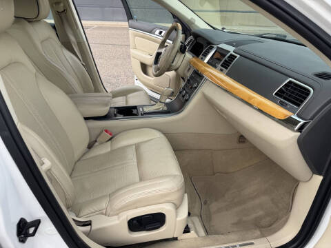 2011 Lincoln MKS