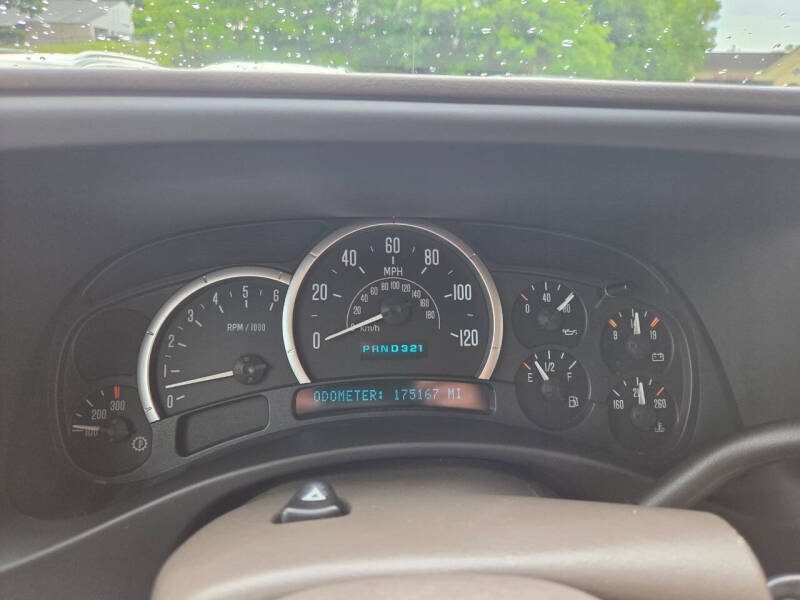2004 Cadillac Escalade