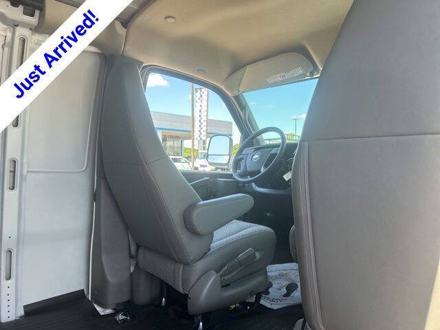 2026 Chevrolet Express 2500