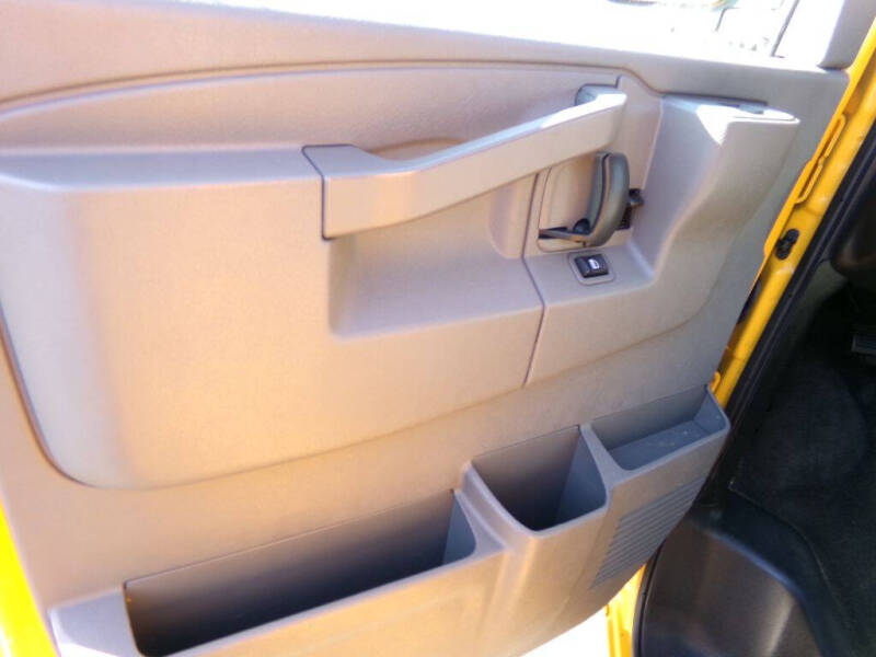 2017 Chevrolet Express LT 3500