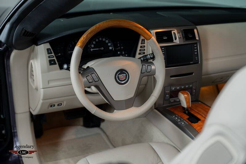 2004 Cadillac XLR