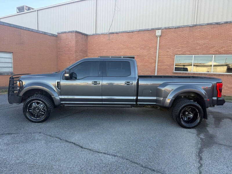 2019 Ford F-450 Super Duty Lariat