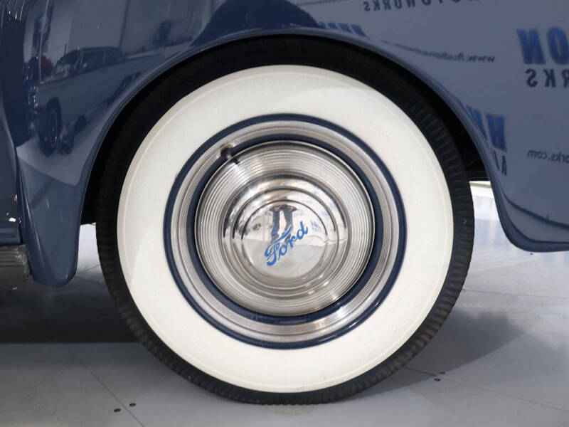 1941 Ford Super Deluxe