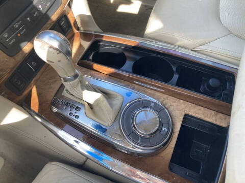 2011 Infiniti QX56