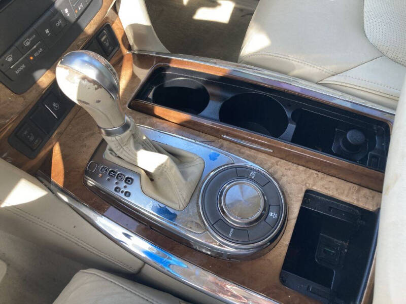 2011 Infiniti QX56