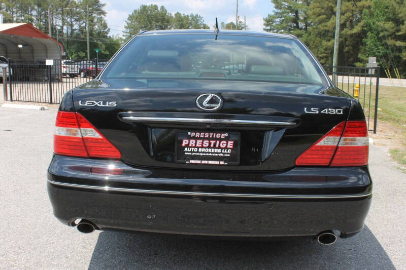 2004 Lexus LS 430