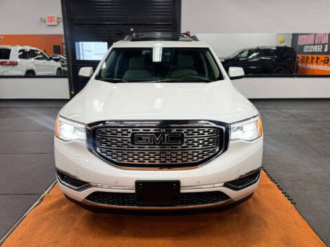 2017 GMC Acadia Denali