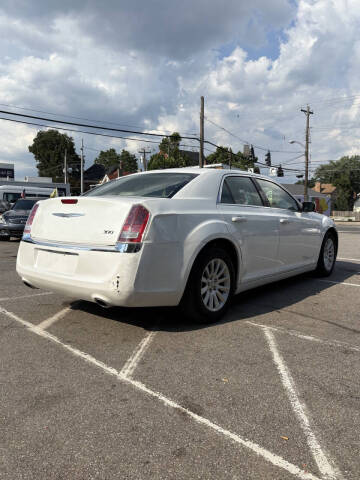 2013 Chrysler 300