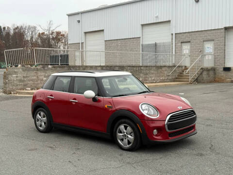 2016 MINI Hardtop 4 Door Cooper