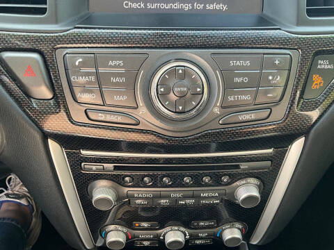 2019 Nissan Pathfinder SV