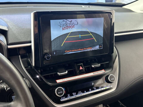 2025 Toyota Corolla Cross XLE
