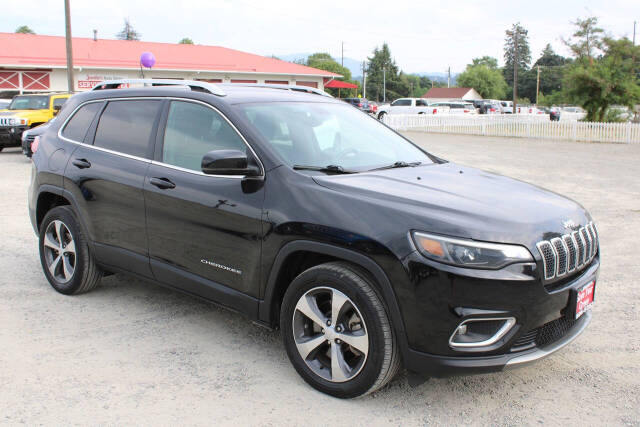 2020 Jeep Cherokee for sale at Jennifer's Auto Sales & Service in Spokane Valley, WA