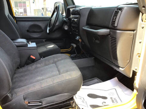 2004 Jeep Wrangler X