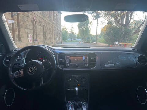 2012 Volkswagen Beetle