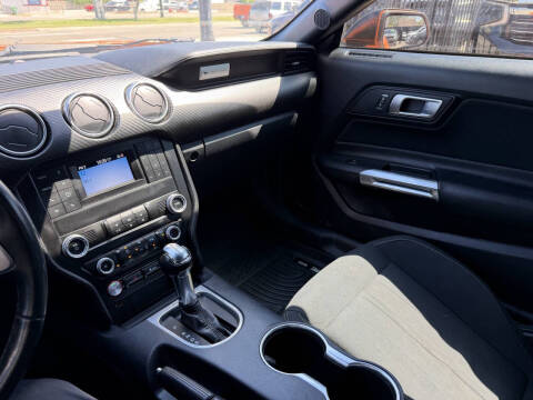 2021 Ford Mustang EcoBoost