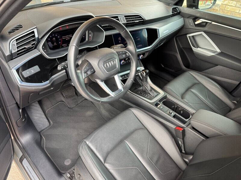 2021 Audi Q3 quattro S line Prem Plus 45 TFSI