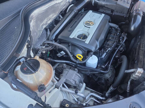 2014 Volkswagen Tiguan S 4Motion