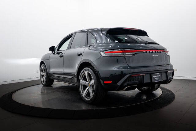 2026 Porsche Macan