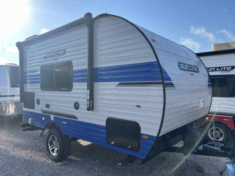2021 Sunset Park & RV 16BH