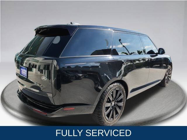 2023 Land Rover Range Rover P530 SE LWB
