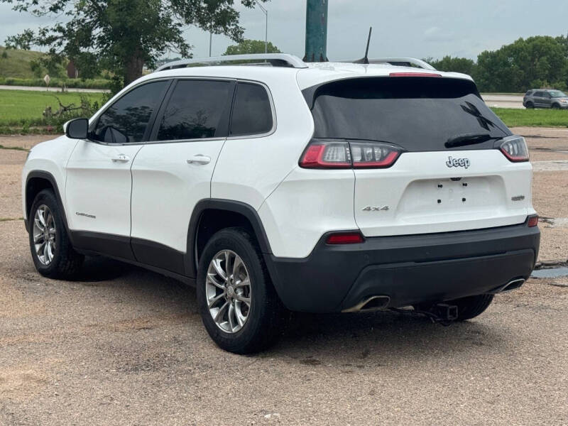 2019 Jeep Cherokee Latitude Plus
