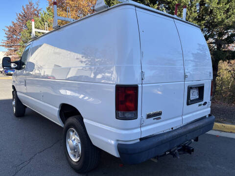 2011 Ford E-Series E-350 SD