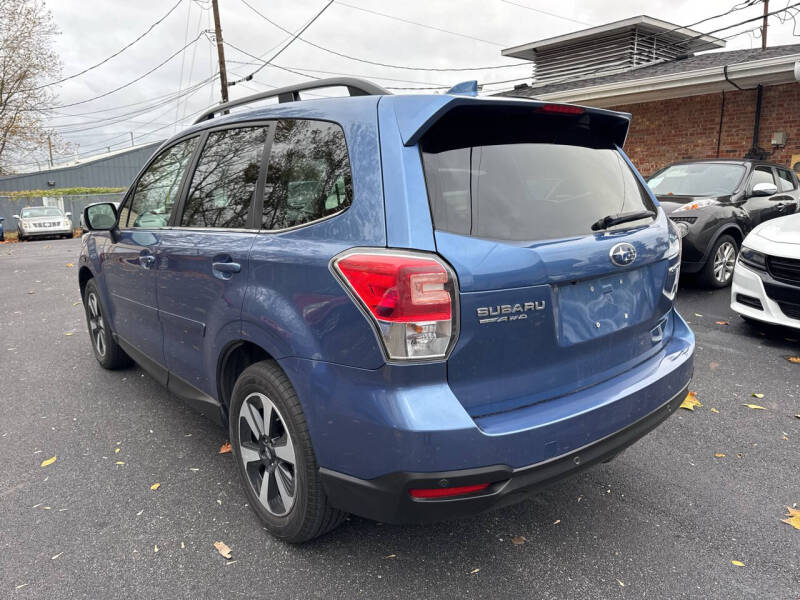 2018 Subaru Forester Limited photo 4