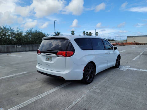 2019 Chrysler Pacifica Touring Plus